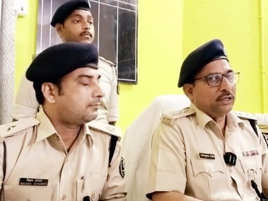 समस्तीपुर पुलिस ने चेन छिनतई घटना का किया उदभेदन, 2 गिरफ्तार